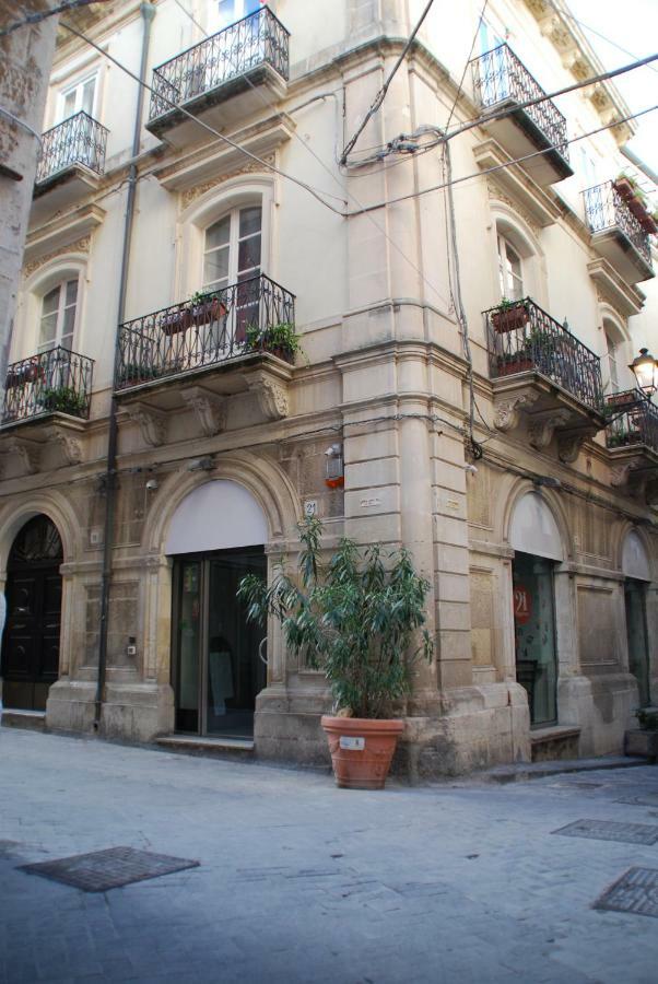 شقة Lusso Al Duomo Di Ortigia سيراكوزا المظهر الخارجي الصورة